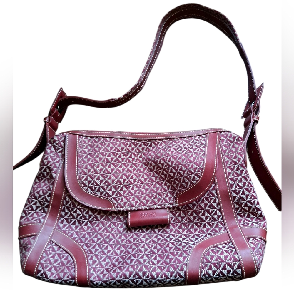 Maxx New York Red Shoulder Bag